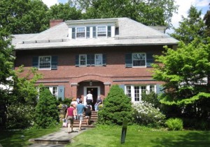 If it's spring it's time for a house tour in Massachusetts